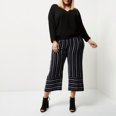 Plus navy mixed stripe cropped trousers